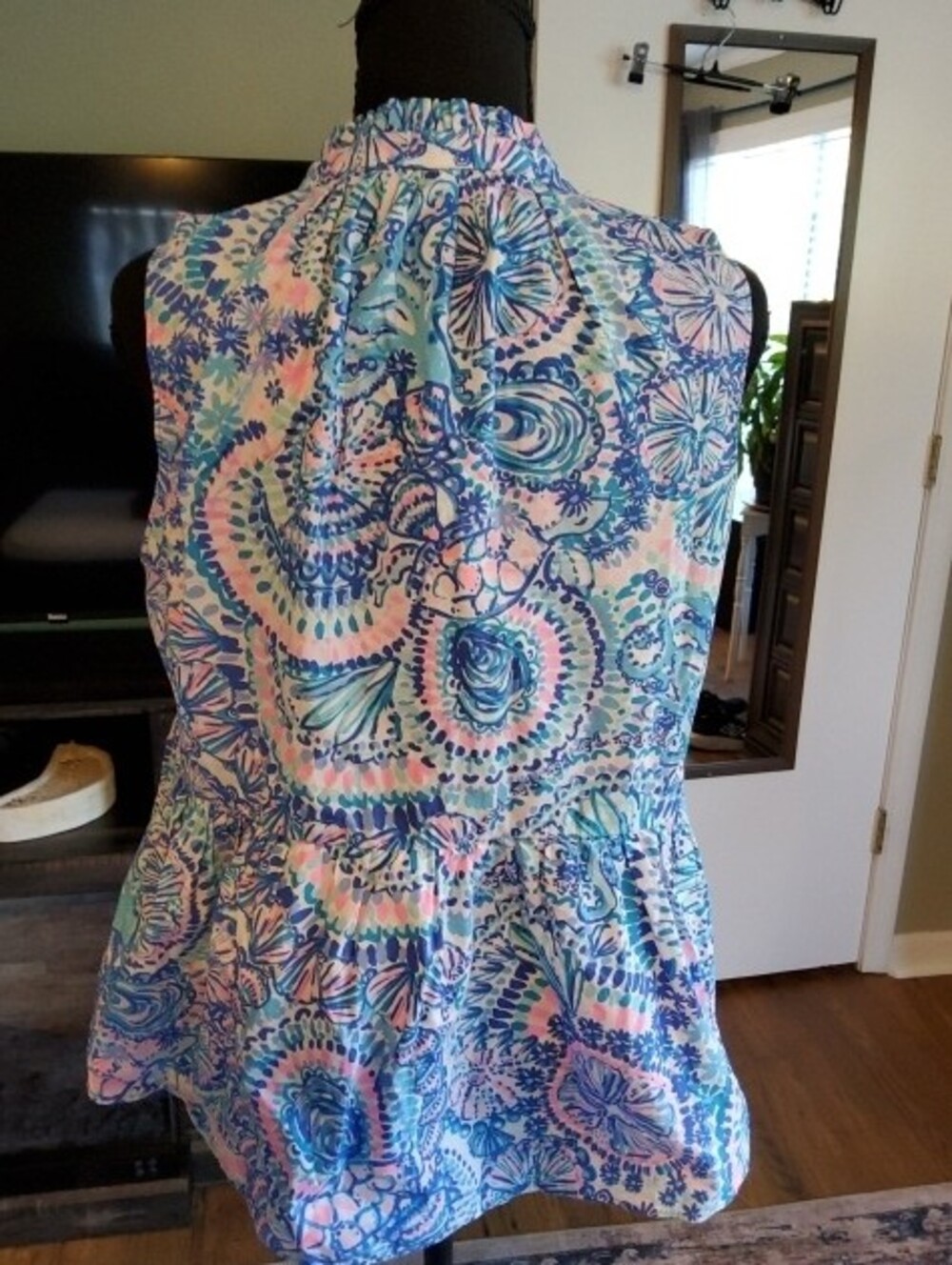 Lilly Pulitzer Blue Pink Paisley Floral Sleeveless Peplum Top Medium - Picture 5 of 13